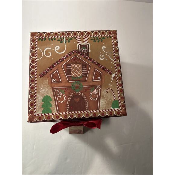Lot of 5 Nesting Christmas Gift Boxes Small Square Holiday Decorative Boxes - Picture 6 of 16